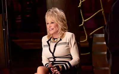 Dolly Parton Opens Pirates Voyage in Pigeon Forge, TN